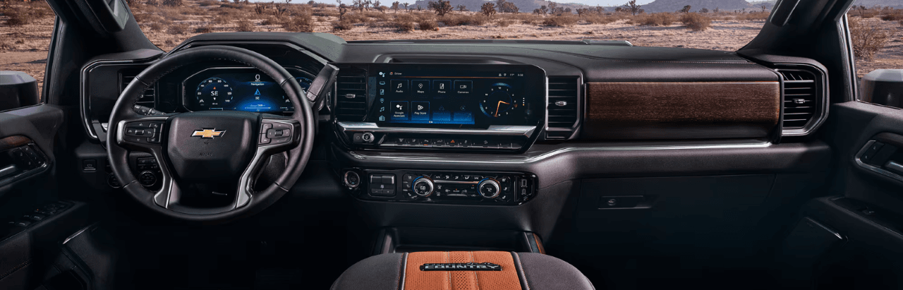 Why the Silverado 2500HD Is the Ideal Truck for RVers, Campers, and Road Warriors